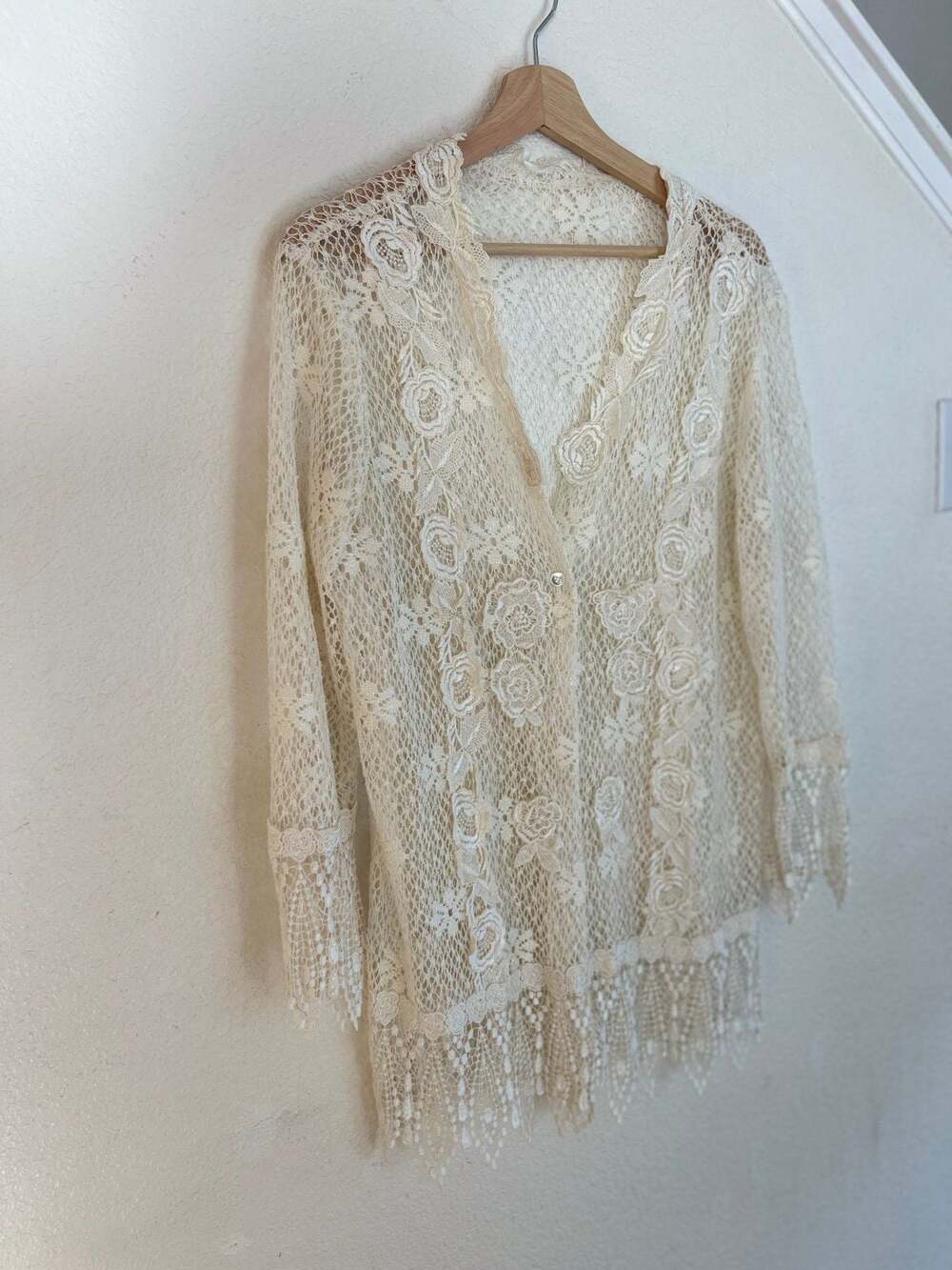 Women’s vintage  Boho Lace Crochet Floral Top - Off White/Cream